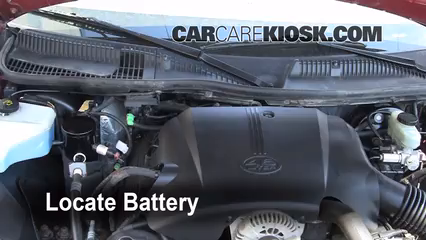1999 Lincoln Town Car Signature 4.6L V8 Battery Replace
